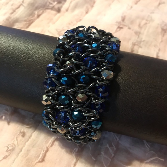 Jewelry - Blue and gray beaded bracelet